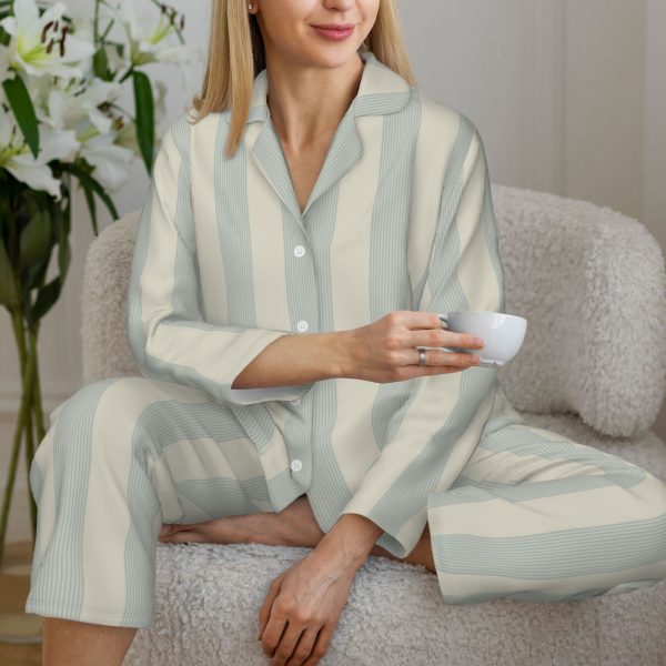 Women's Long-Sleeved Pajama Set - Image 8